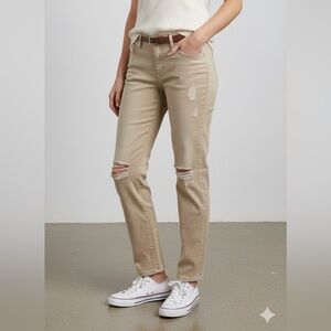 JAG JEANS Tan Distressed size 6 Relaxed Boyfriend 29 inch‎ inseam
